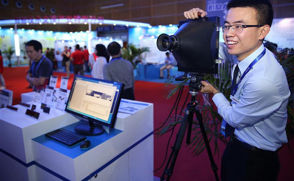 Le 17e Salon Hi-tech de Chine a débuté à Shenzhen