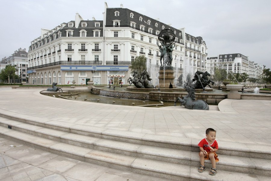 En Chine, le ? petit Paris ? est une ville fant?me