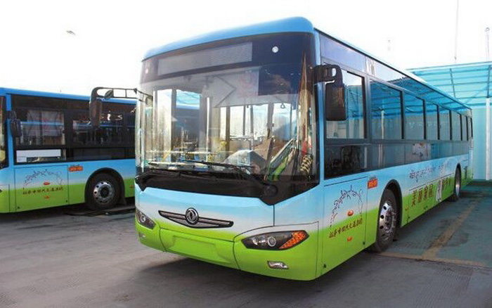 Lhassa et son premier bus à énergie solaire 