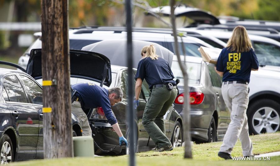 Obama : la fusillade de San Bernardino pourrait être liée au terrorisme ou au lieu de travail