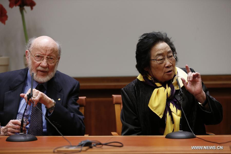 La lauréate chinoise du prix Nobel appelle à des efforts conjoints pour combattre le paludisme