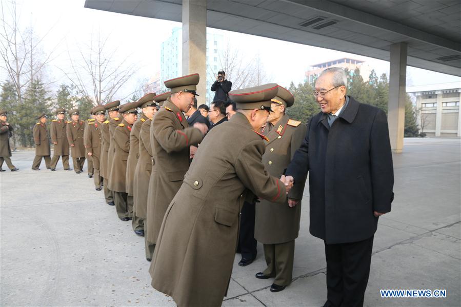 Arrivée en Chine de deux troupes musicales de la RPDC pour des représentations