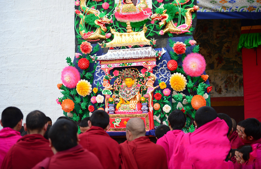 Art hivernal : la sculpture sur beurre au Tibet