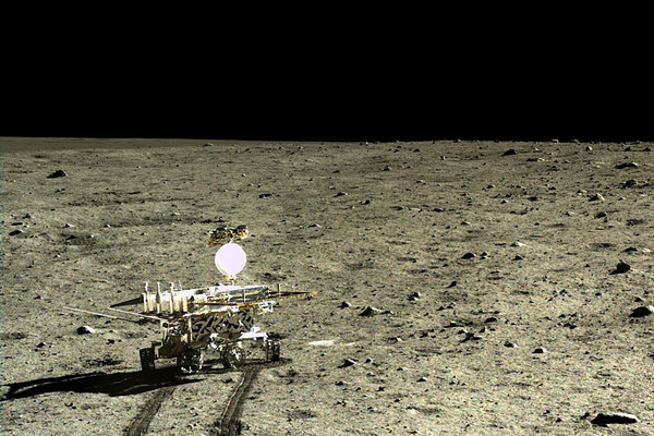 Le robot lunaire chinois Yutu a découvert une étrange substance sur la Lune