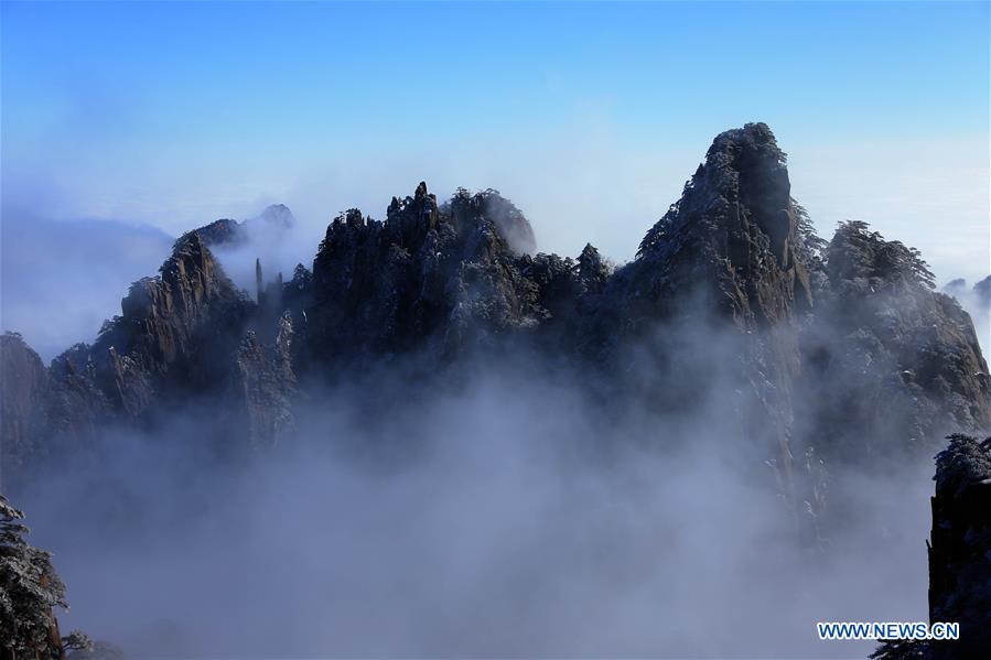 Chine: paysages magnifiques des monts Huang