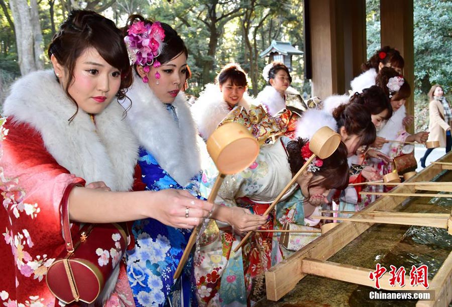 Passage à l’age adulte pour des guides japonaises 