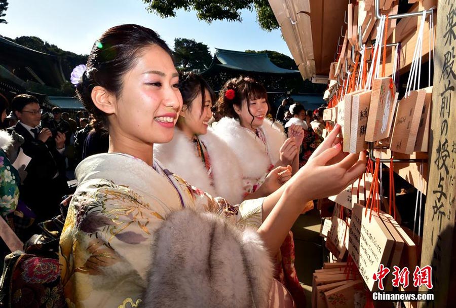 Passage à l’age adulte pour des guides japonaises 