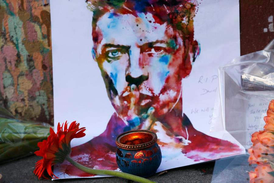 David Bowie s’est éteint à 69 ans : les hommages à la légende du rock