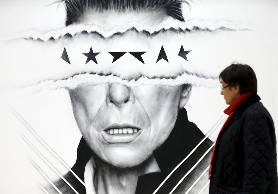 David Bowie s’est éteint à 69 ans : les hommages à la légende du rock