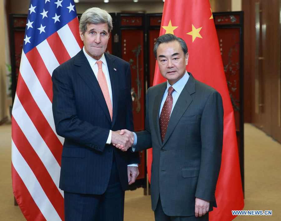 Rencontre du ministre chinois des AE et du secrétaire d'Etat américain à Beijing