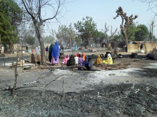 86 morts dont des enfants br?lés vifs dans une attaque de Boko Haram au Nigeria