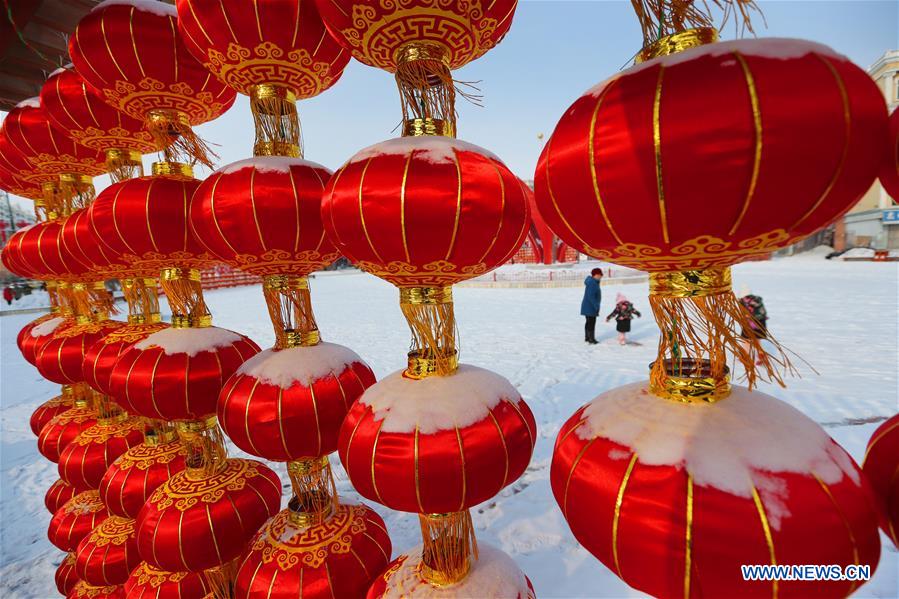 Des lanternes rouges pour fêter le Nouvel An lunaire chinois