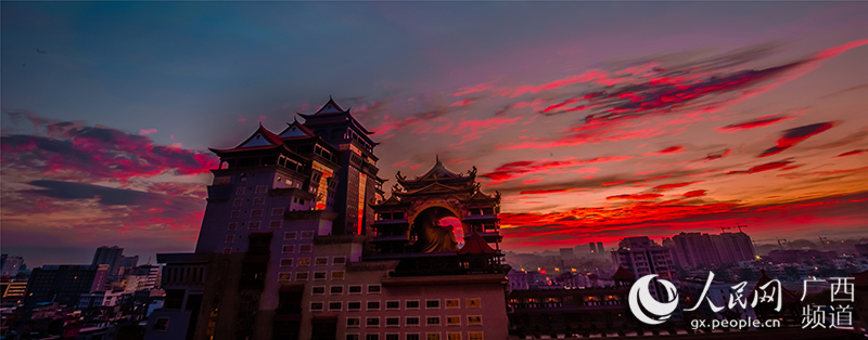 En images : le ciel bleu du Guangxi sous l'objectif d'un photographe