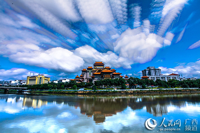 En images : le ciel bleu du Guangxi sous l'objectif d'un photographe