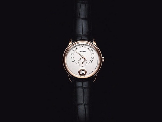 Chanel lance la ? Monsieur ?, sa première montre pour homme