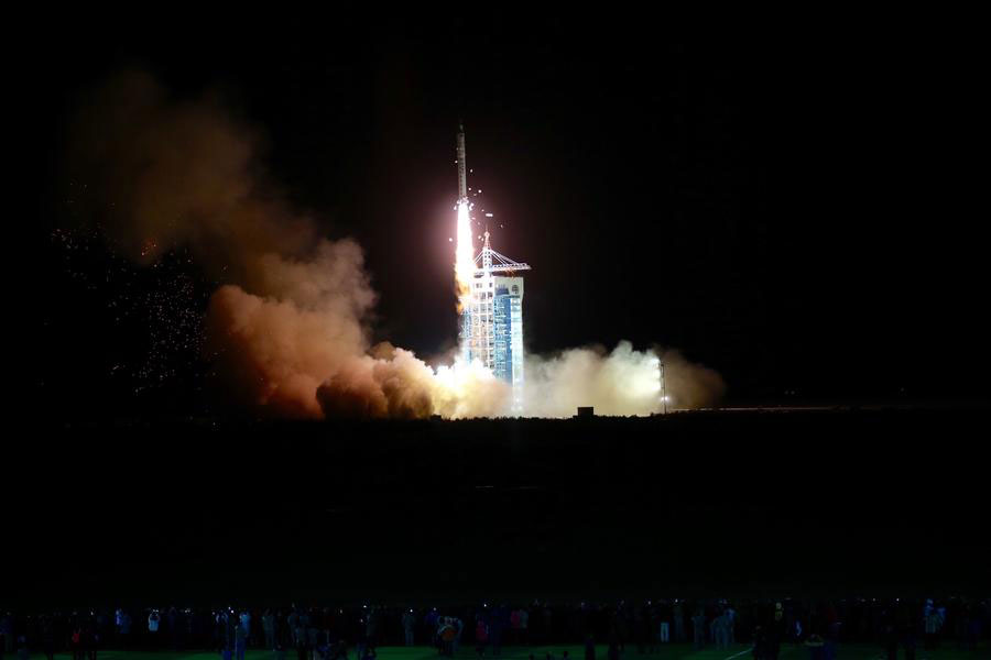 Chine, microgravité : lancement d’un premier satellite