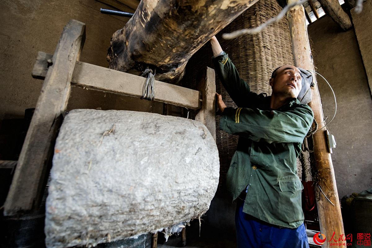 Un atelier centenaire d’extraction d’huile vierge à Xi’an