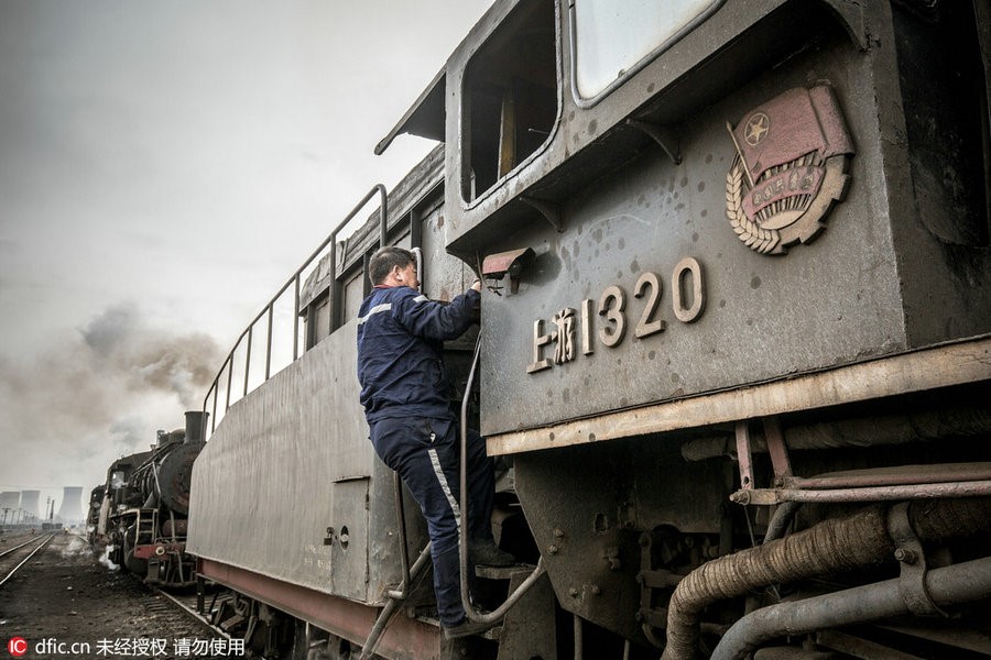 Une page d'histoire se tourne... les dernières locomotives à vapeur de Chine bient?t à la retraite