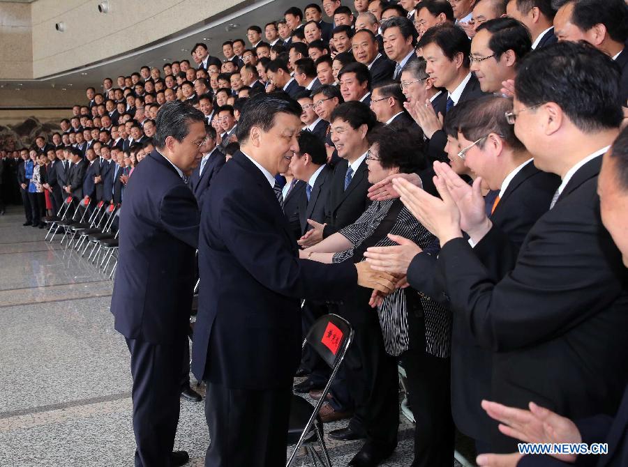 Liu Yunshan participe à la cérémonie des remises des dipl?mes de l'école du Parti