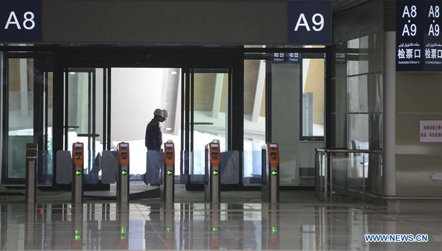 Xinjiang : nouvelle gare pour trains à grande vitesse à Urumqi