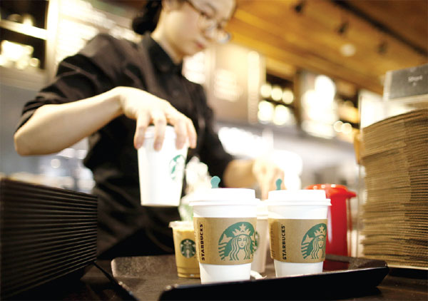 Starbucks augmente ses prix en Chine à cause de la ? hausse des co?ts ?