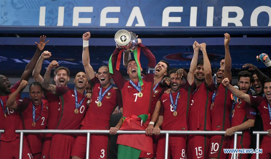 Finale de l'Euro 2016 : la France s'incline face au Portugal (0-1)