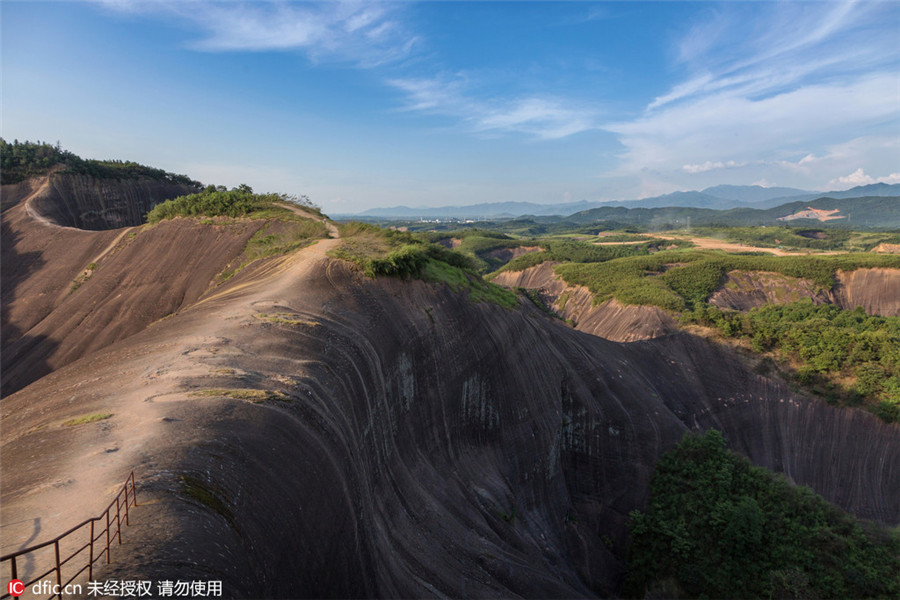 Les falaises de Danxia, un paradis oublié