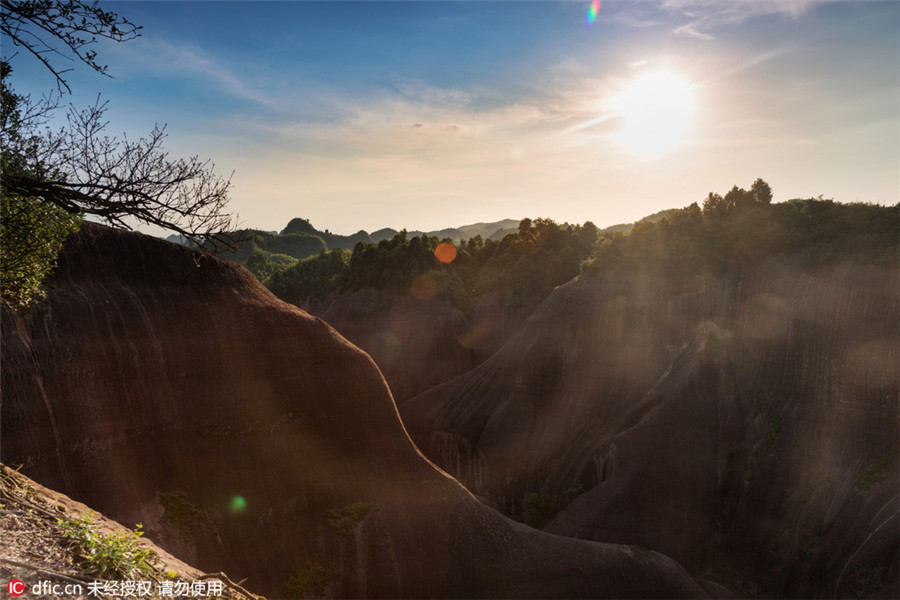 Les falaises de Danxia, un paradis oublié