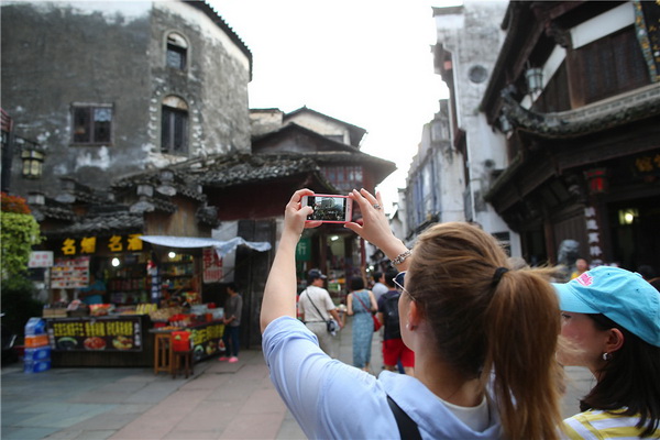 Des sinologues en visite dans la province de l’Anhui