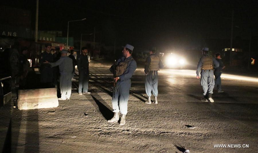 Afghanistan: attentat au camion piégé contre un h?tel pour étrangers à Kaboul