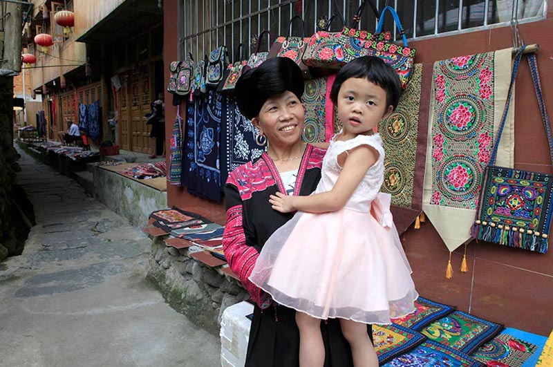 Huangluo?: le village des plus longs cheveux