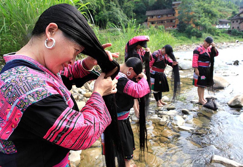 Huangluo?: le village des plus longs cheveux