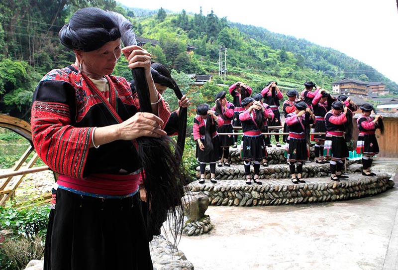 Huangluo?: le village des plus longs cheveux