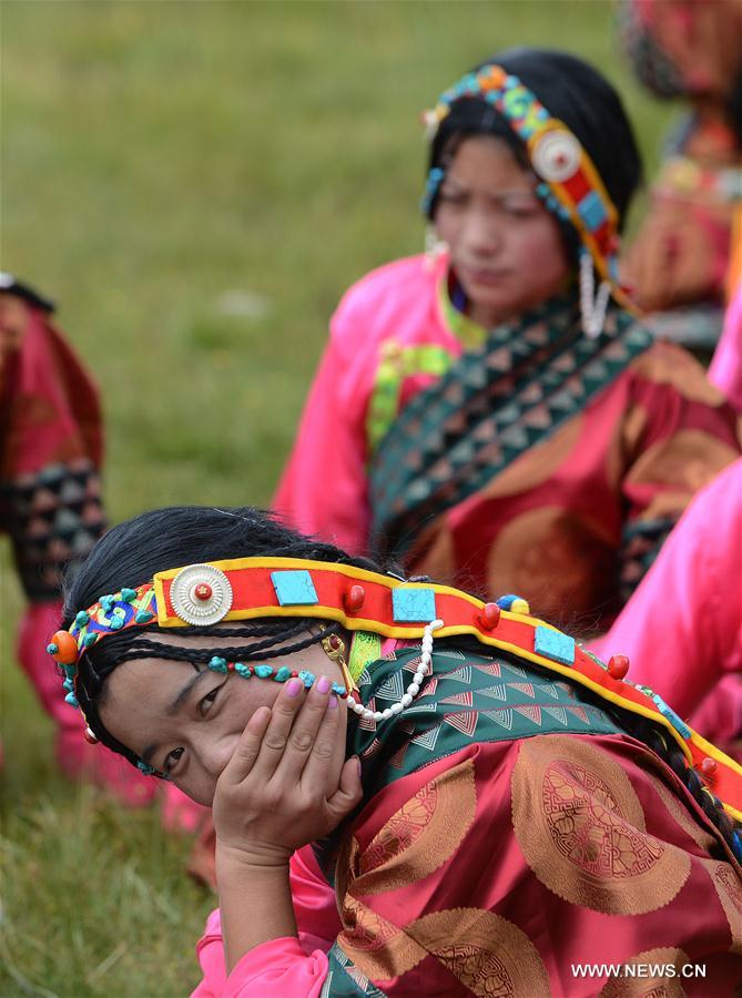 Chine : festival artistique au Tibet