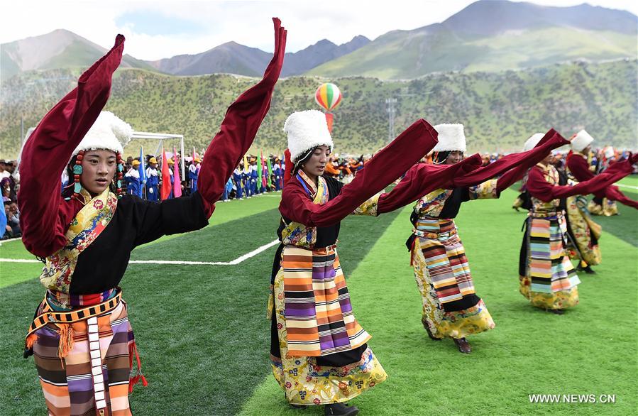 Chine : festival artistique au Tibet