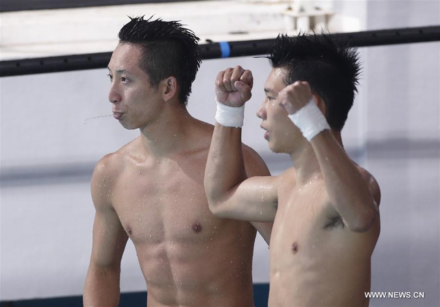 JO 2016/plongeon synchronisé 10m: les Chinois Chen Aisen et Lin Yue en or