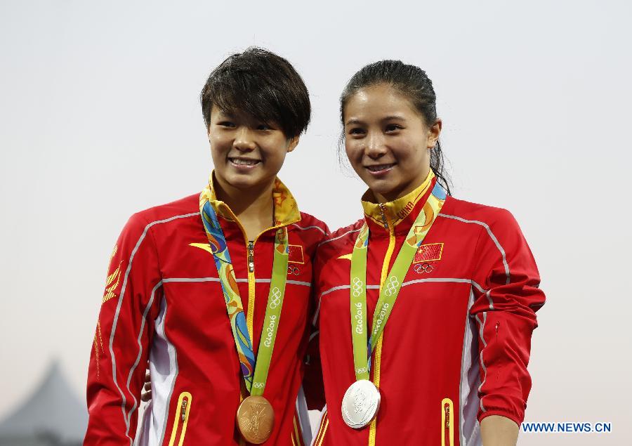 JO-2016/Plongeon : Shi Tingmao remporte l'or au tremplin à 3m dames