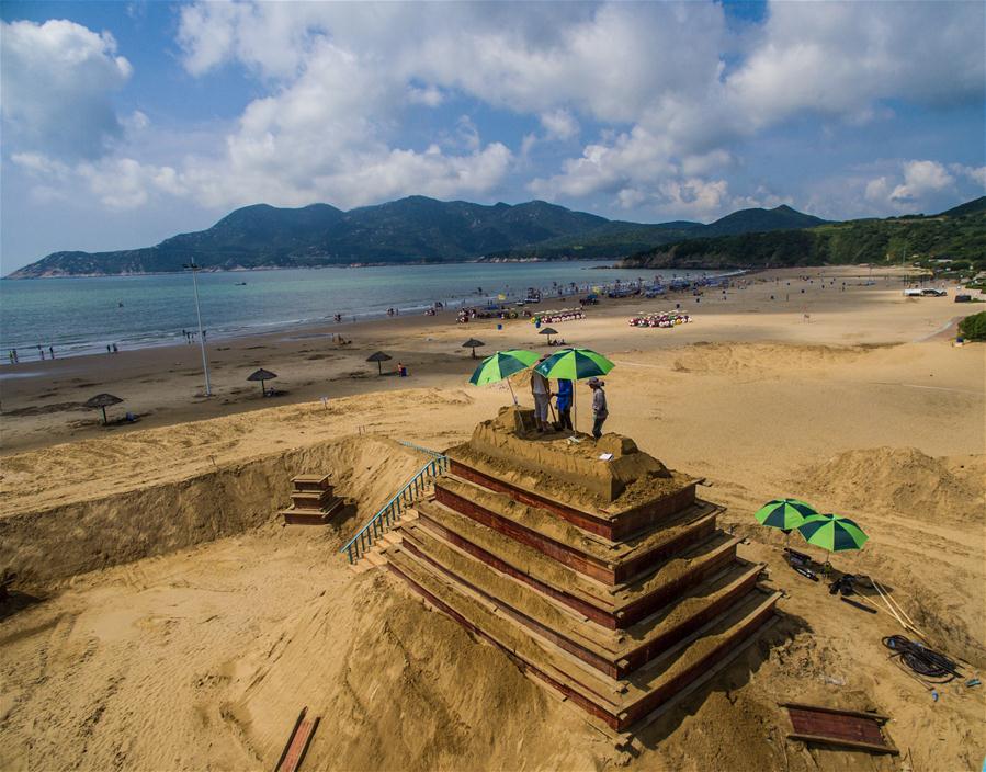 Chine : des sculptures de sable marquant le sommet du G20