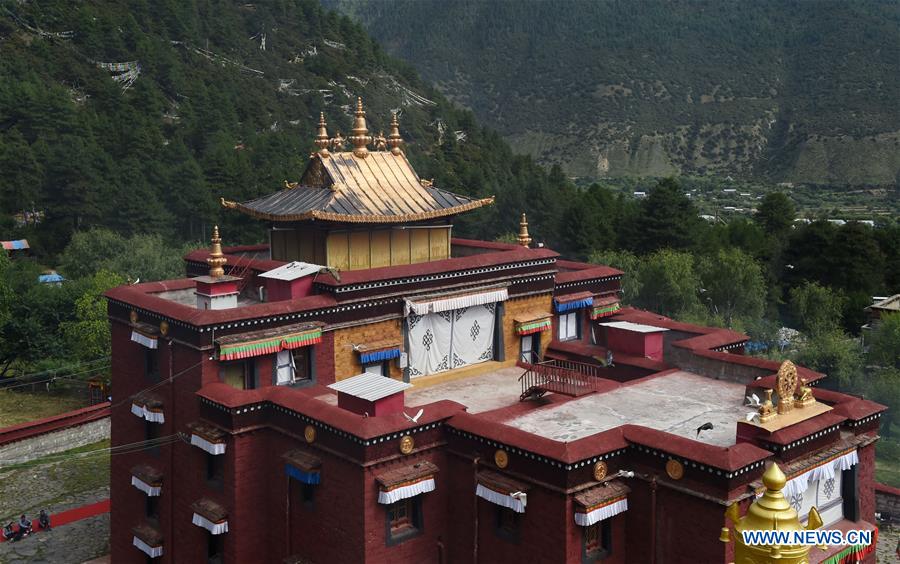 Le temple de Lamaling au Tibet