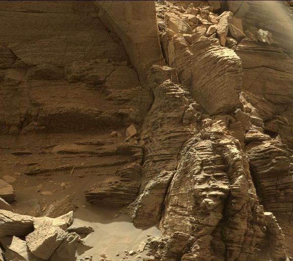 Les nouvelles images spectaculaires de Mars prises par le robot Curiosity