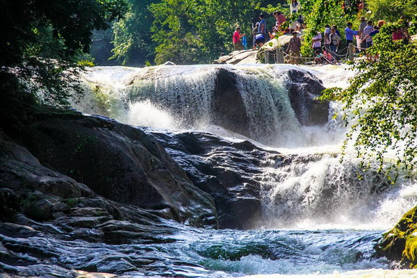 Le site naturel de Huangboyuan à Taibai : la beauté des paysages jusqu'à l'extrême