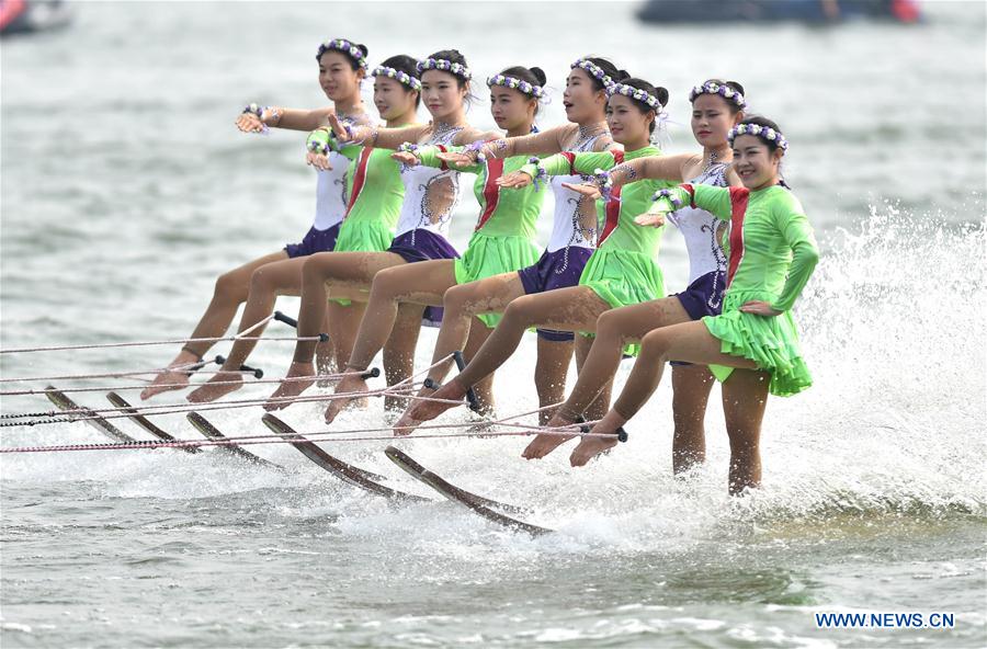 Chine : 3e Tournoi international de ski nautique de Yihe