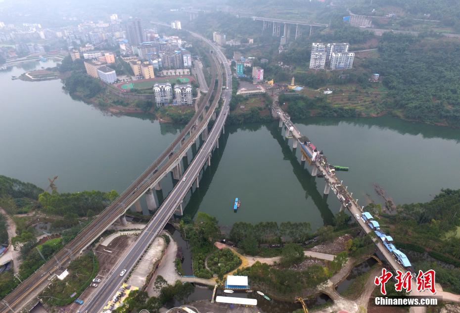 Chonqing : un pont aux multiples facettes