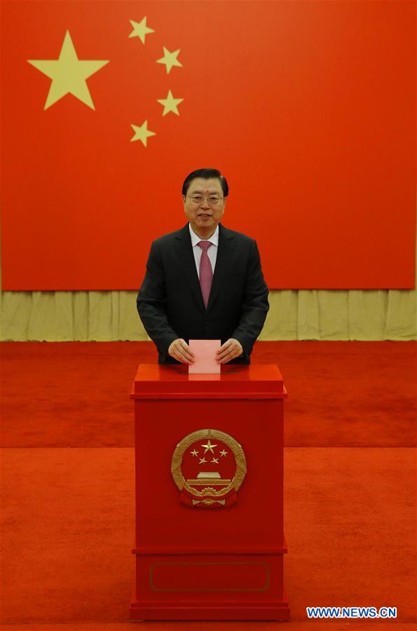 Xi Jinping vote aux élections législatives locales