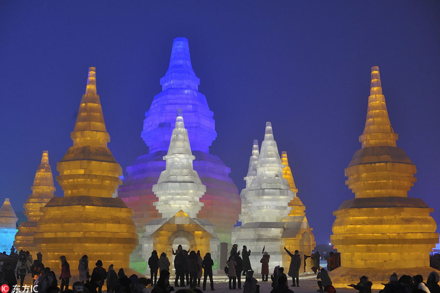 Harbin : des sculptures de glace pour le Nouvel An