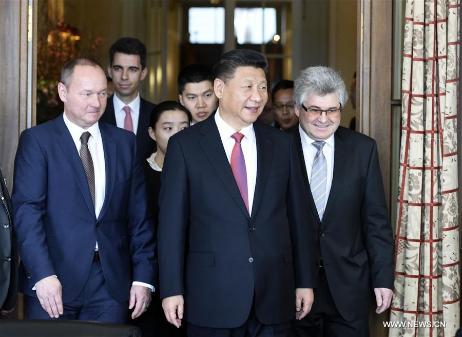 Xi Jinping salue le r?le des échanges interparlementaires dans la promotion des relations sino-suisses