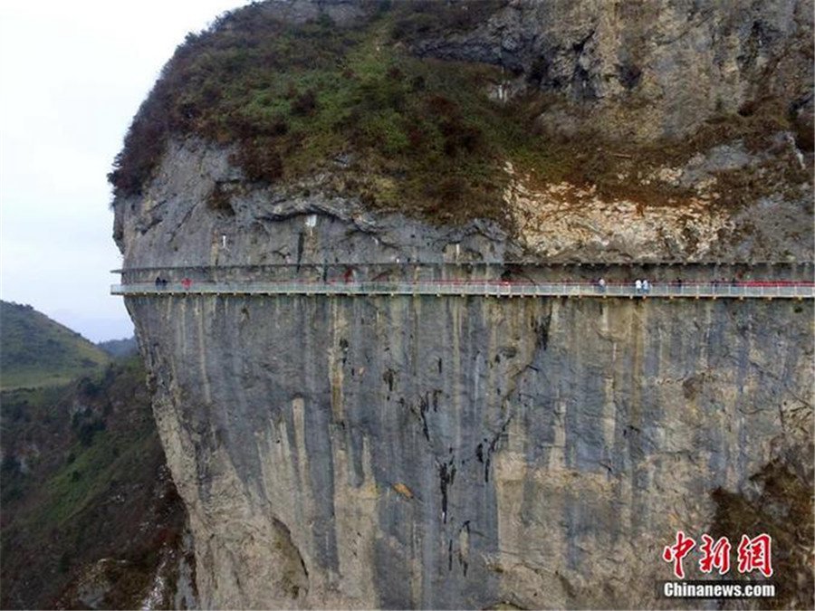 Sichuan : la plus haute passerelle en verre du pays