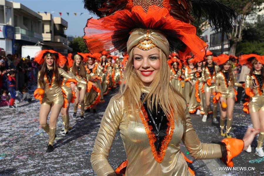 La saison du carnaval en Europe et en Amérique