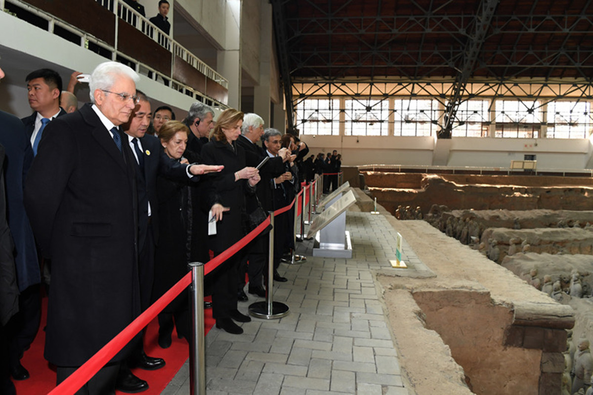 Visite du président italien Sergio Mattarella au Musée des guerriers en terre cuite de Xi'an