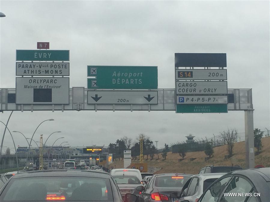 France : l'homme qui a agressé une patrouille de militaire à l'aéroport d'Orly avait été repéré pour radicalisation en prison